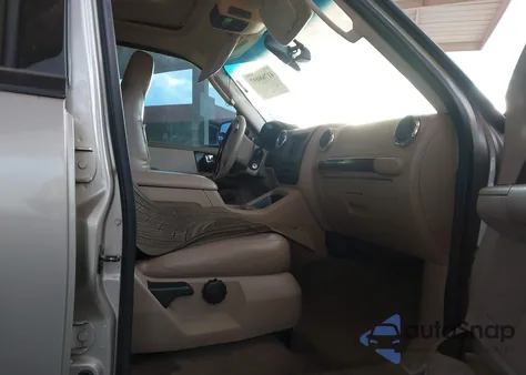 2006 Ford Expedition Limited z USA, uszkodzony, nr VIN 1FMFU19586LA92884